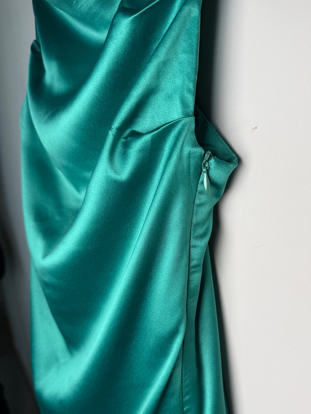 Finesse | Emerald Green Satin Cowl Neck Slip Maxi Dress Side Slit Evening Sz Xs — image 3 of 8